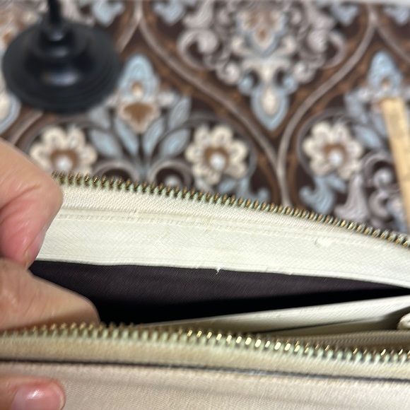 Coach Beige Zip-Around Wallet - Picture 7 of 16